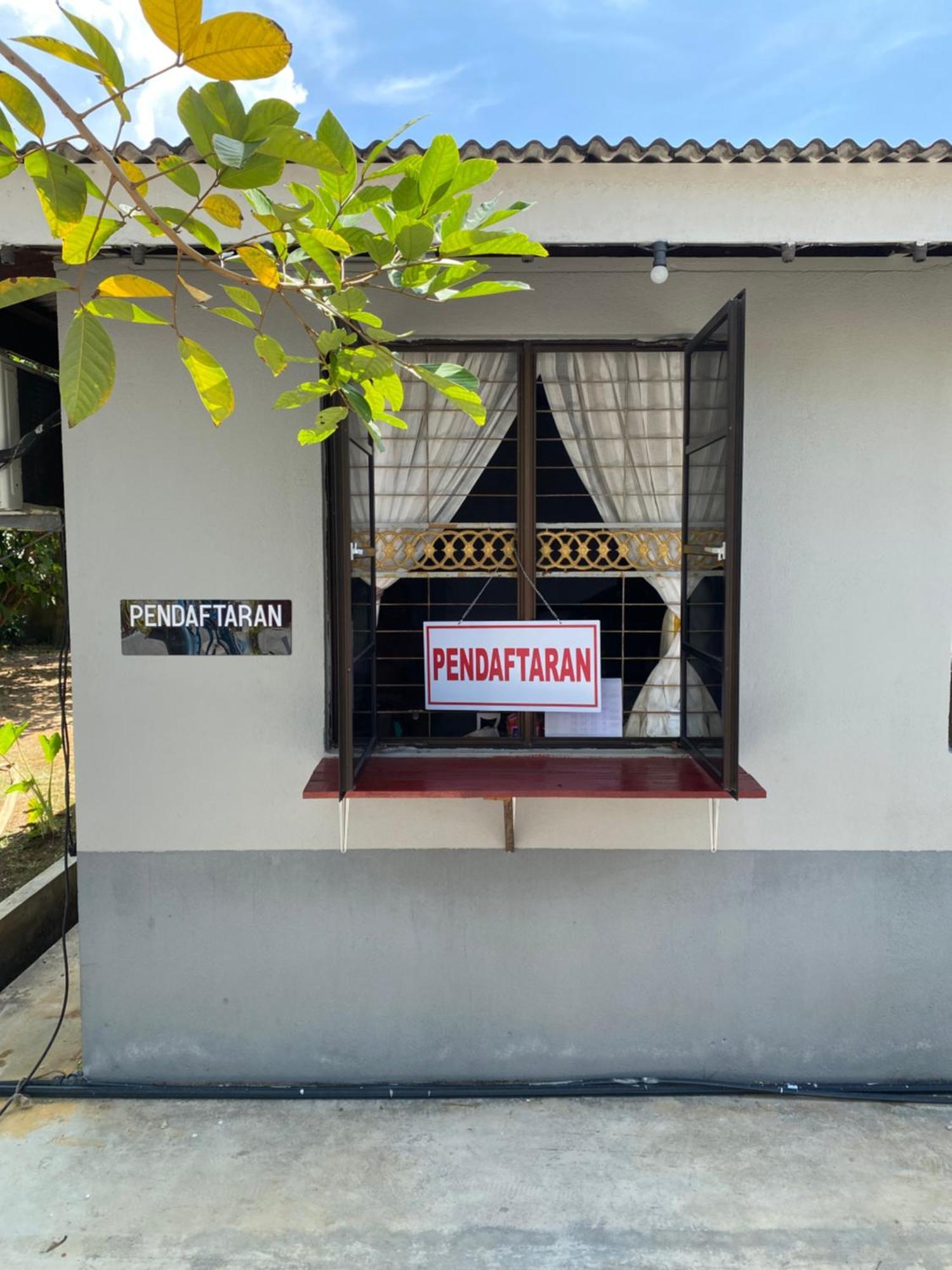 Lakse Inn Homestay Kampong Pengkalan Maras Zewnętrze zdjęcie