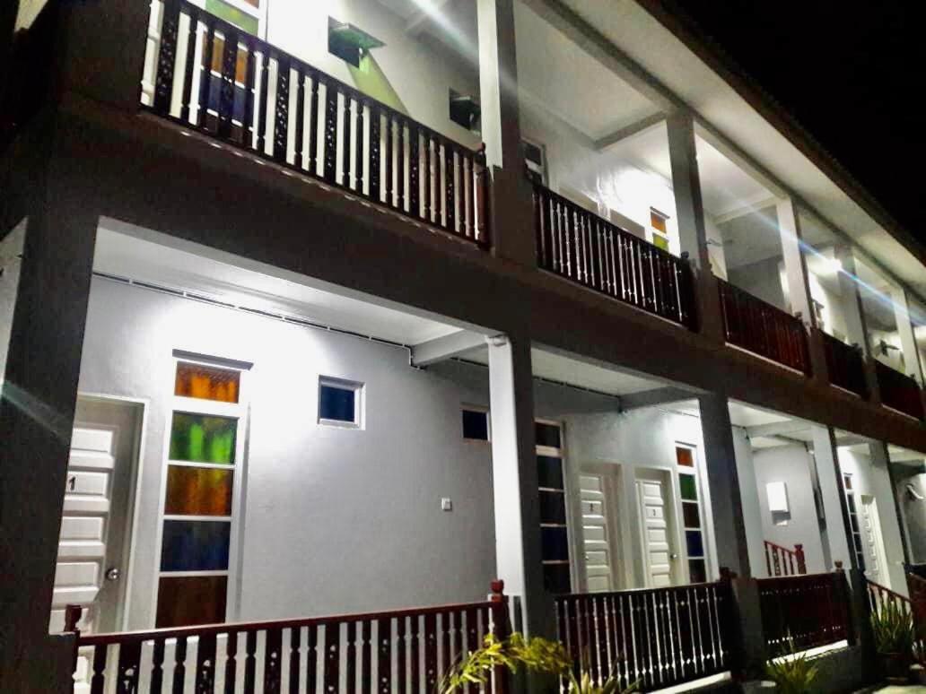 Lakse Inn Homestay Kampong Pengkalan Maras Zewnętrze zdjęcie