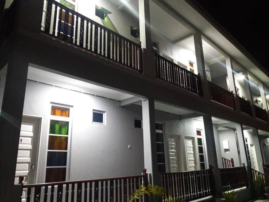 Lakse Inn Homestay Kampong Pengkalan Maras Zewnętrze zdjęcie
