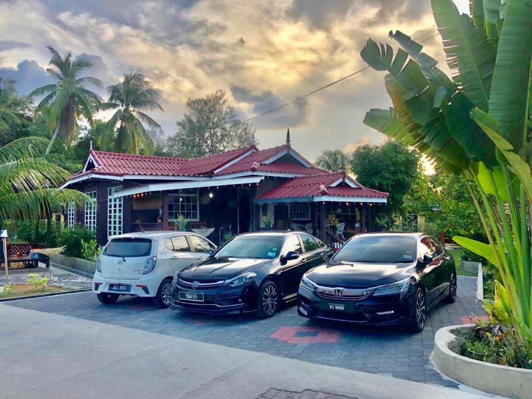 Lakse Inn Homestay Kampong Pengkalan Maras Zewnętrze zdjęcie